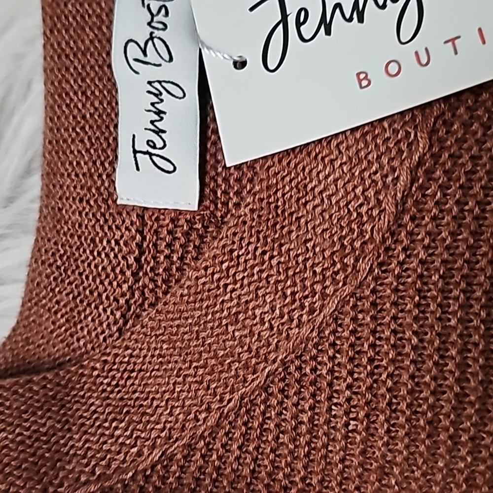 Sweater - Picture 7 of 7